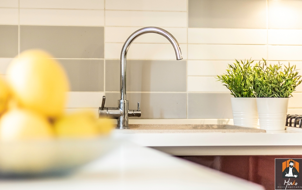 APPARTAMENTO CON 2 AMPIE CAMERE, 2 BAGNI E GARAGE