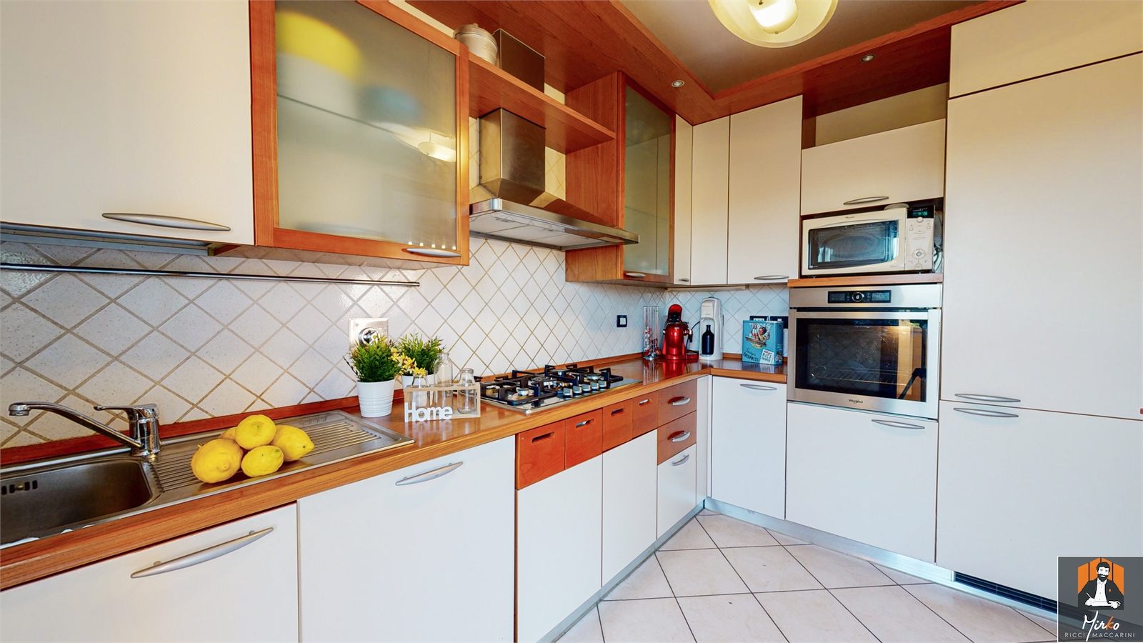 imm_216_20210916192354-1600-_Watermark2_copia_png_br APPARTAMENTO, 2/4 CAMERE, 2 BAGNI E GARAGE
