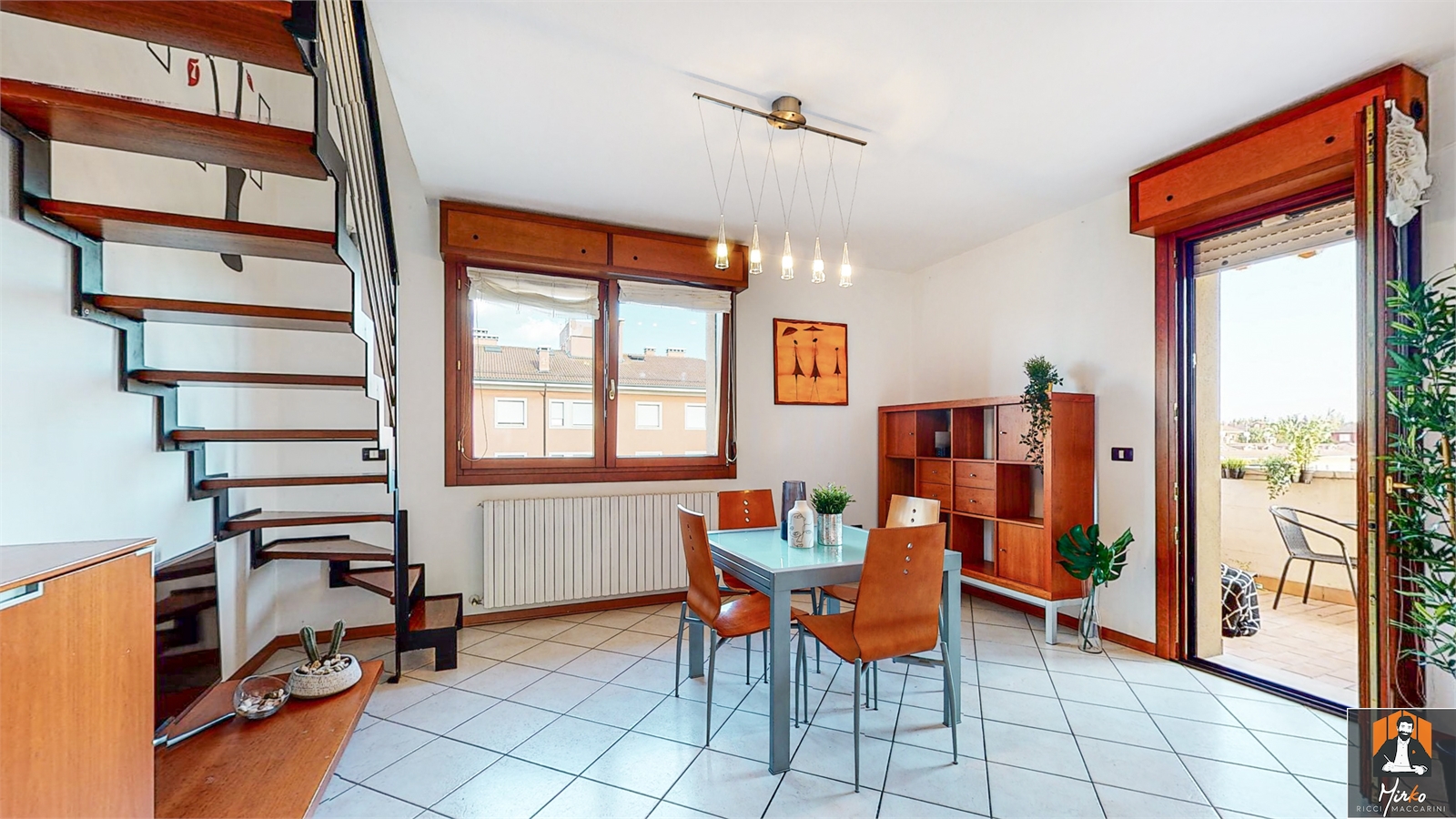 imm_232_20210916192532-1600-_Watermark2_copia_png_br APPARTAMENTO, 2/4 CAMERE, 2 BAGNI E GARAGE