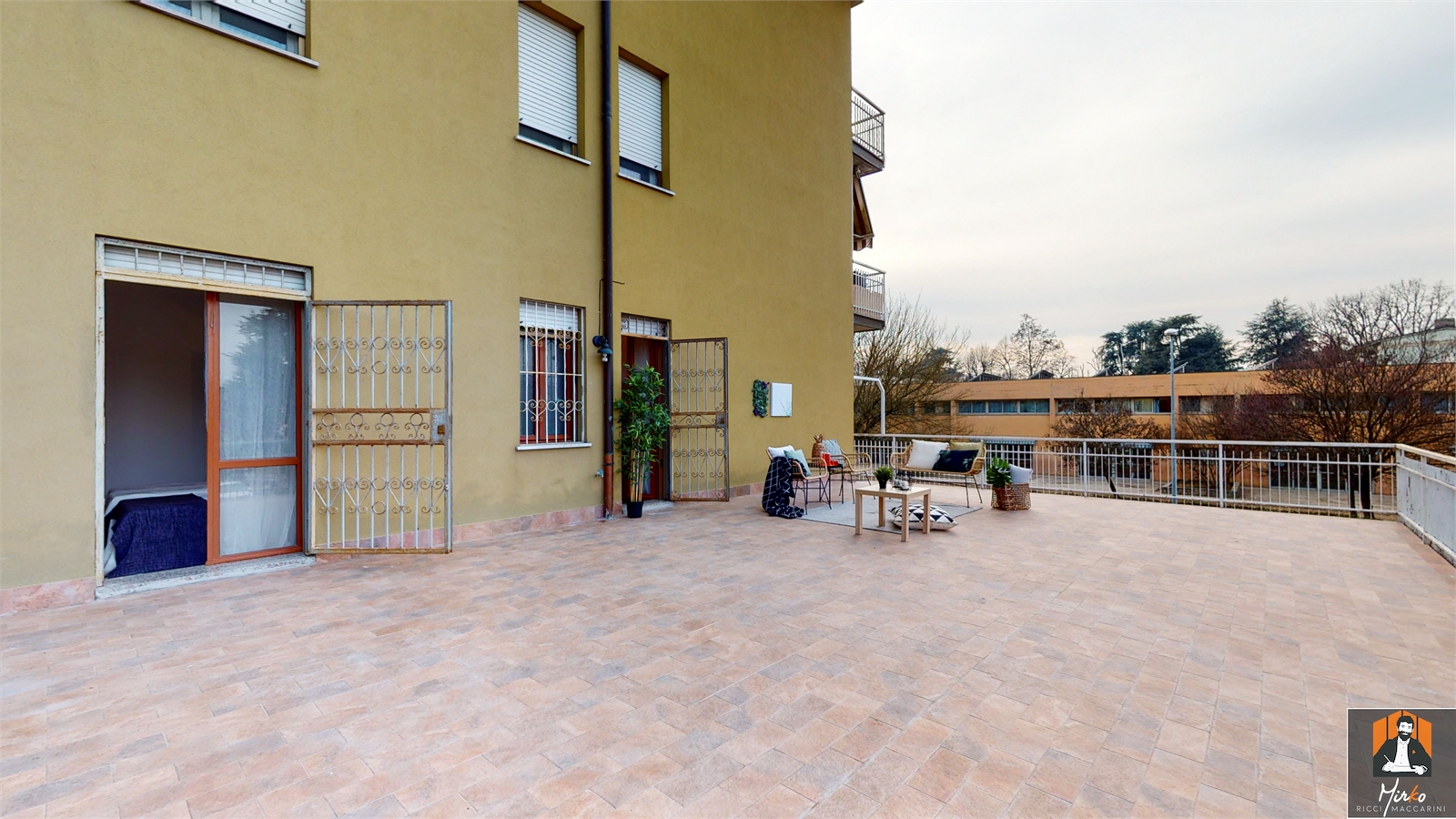 imm_286_20220306162422-1600-_Watermark2_copia_png_br APPARTAMENTO CON TERRAZZO DI 90MQ E GARAGE