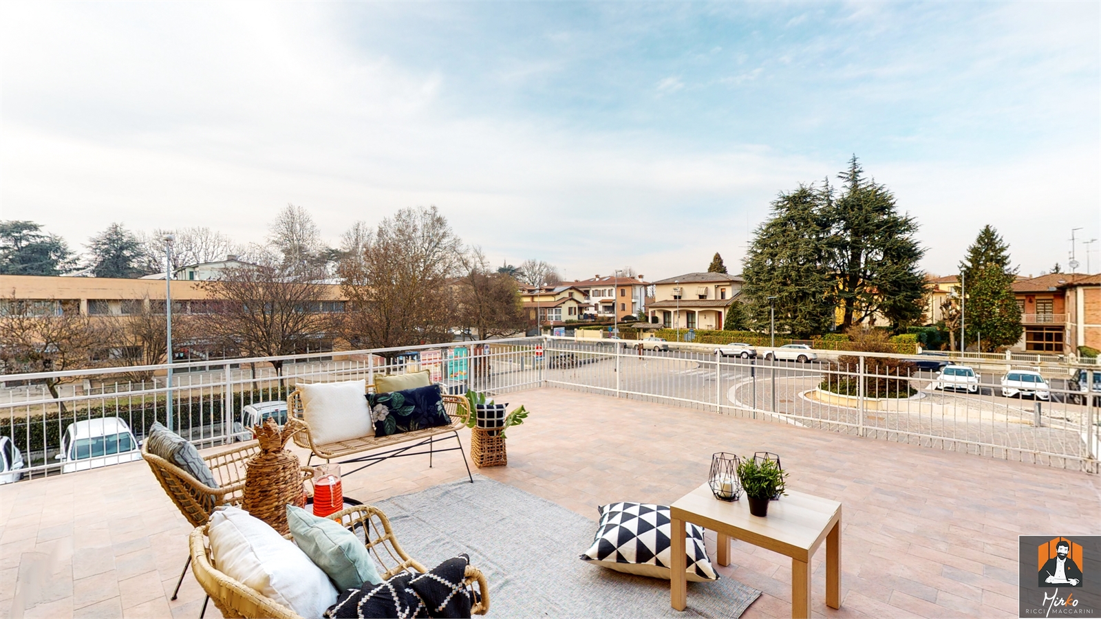 imm_289_20220306162429-1600-_Watermark2_copia_png_br APPARTAMENTO CON TERRAZZO DI 90MQ E GARAGE