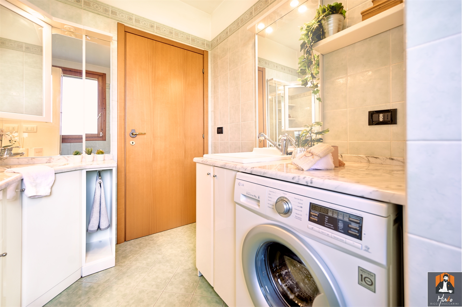 imm_304_20220317145856-1600-_Watermark2_copia_png_br APPARTAMENTO CON TERRAZZO, STUDIO E GARAGE DOPPIO