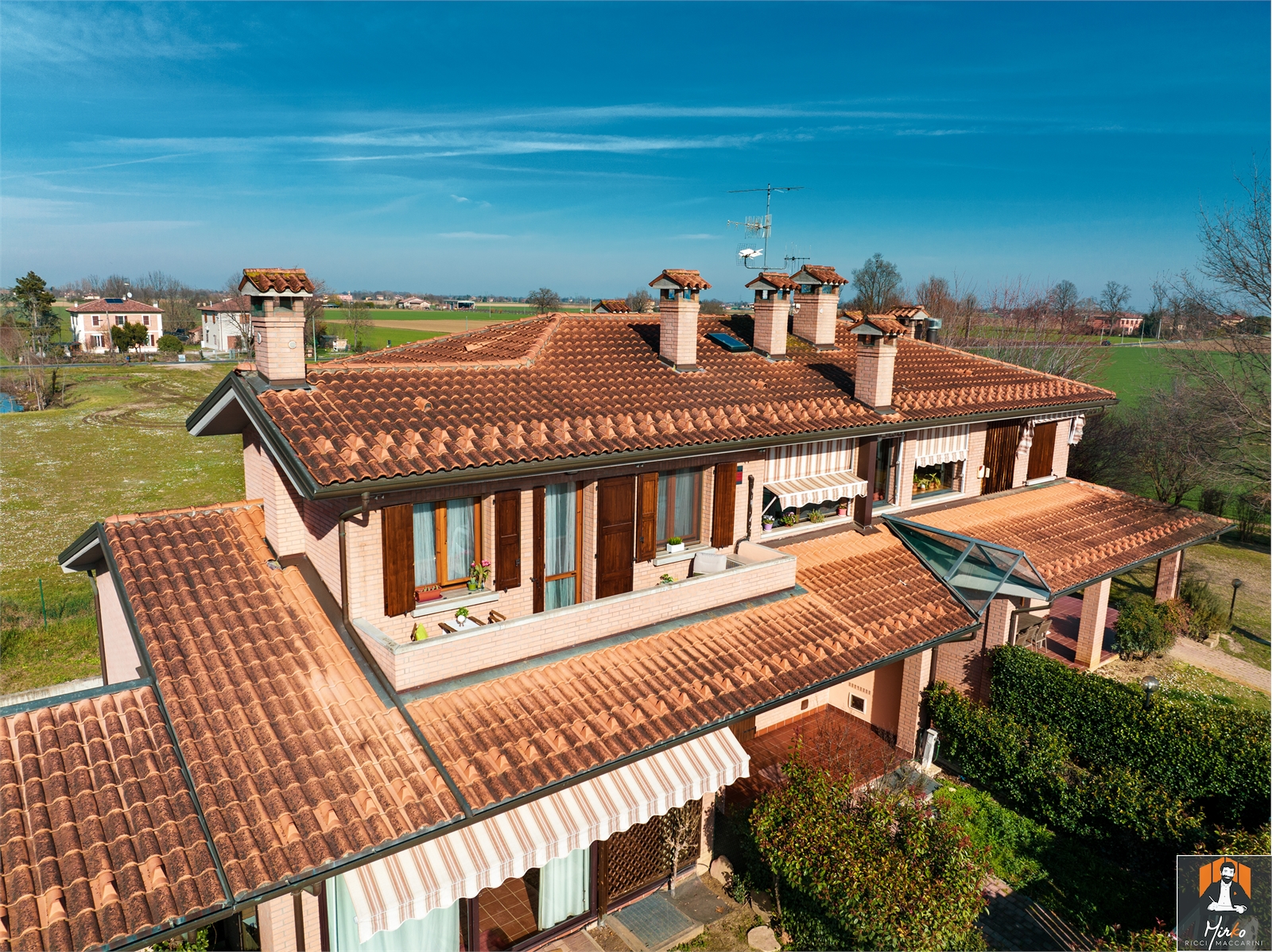 imm_309_20220317145907-1600-_Watermark2_copia_png_br APPARTAMENTO CON TERRAZZO, STUDIO E GARAGE DOPPIO