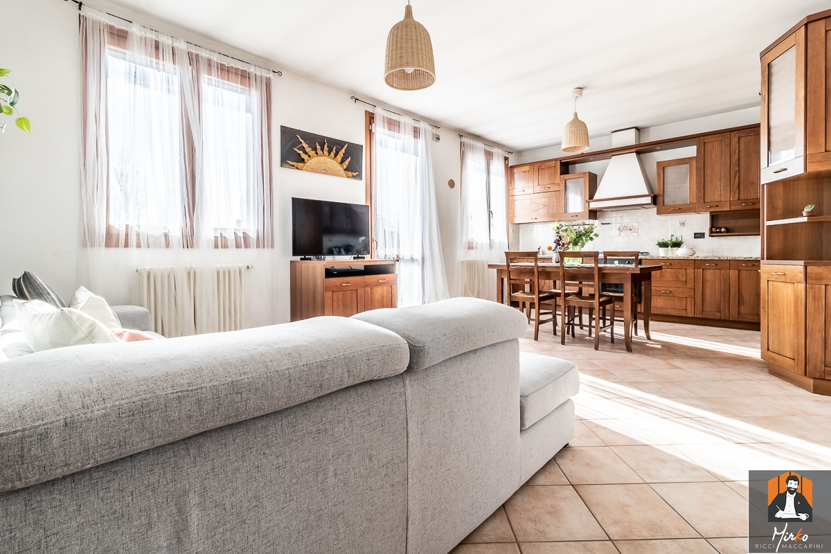 imm_319_20220522151802-1200-_Watermark2_copia_png_br APPARTAMENTO CON TERRAZZO, STUDIO E GARAGE DOPPIO