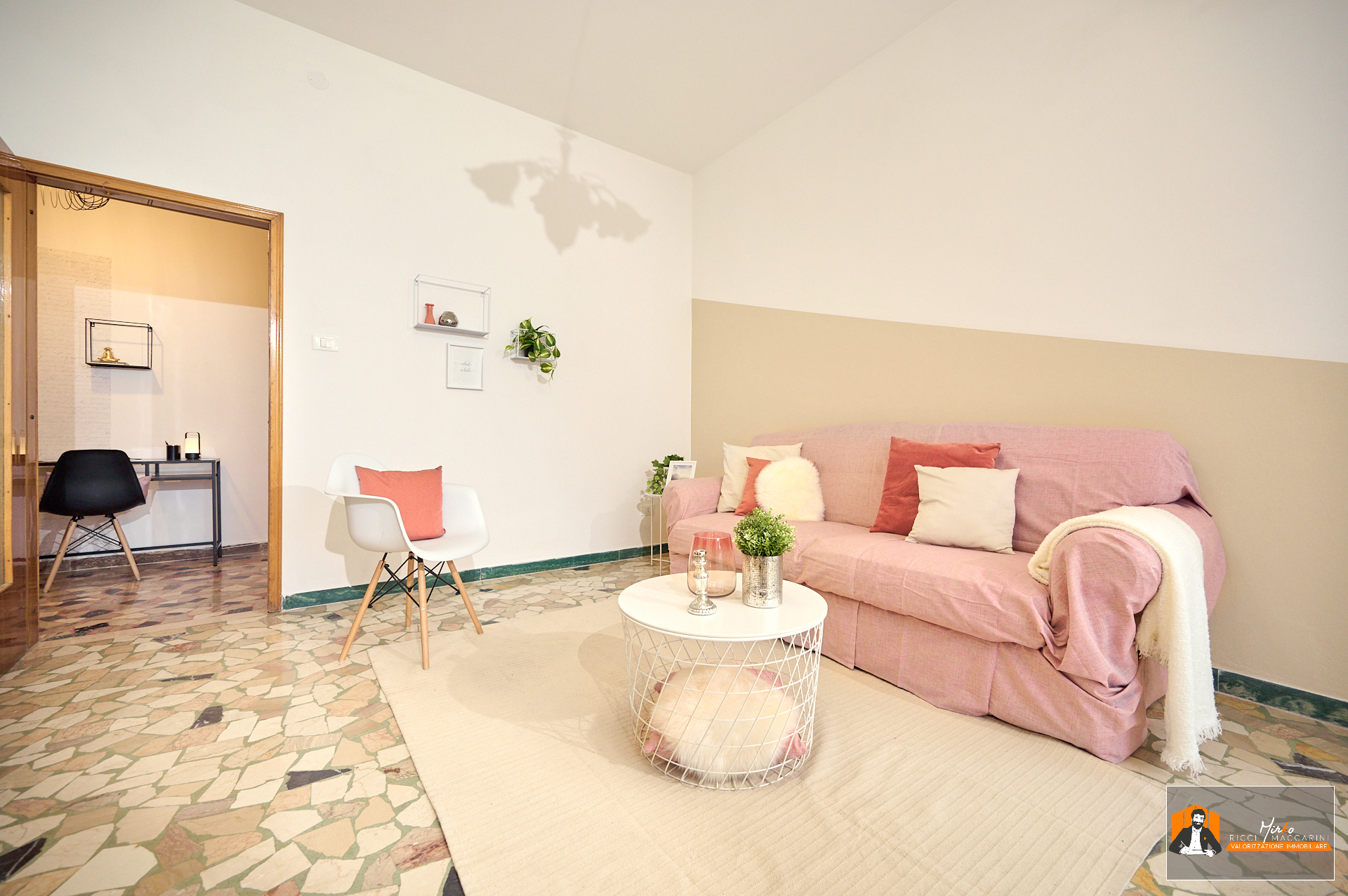 01 – Soggiorno – Appartamento Via Giovanni XXIII Ozzano dell_Emilia – Bologna UNA CASA DA SOGNO: UN’ESPLOSIONE DI GIOIA AL SOLE