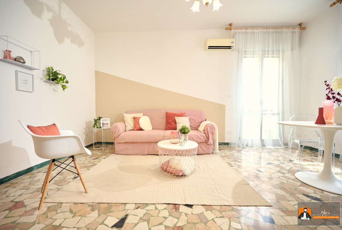 UNA CASA DA SOGNO: UN’ESPLOSIONE DI GIOIA AL SOLE