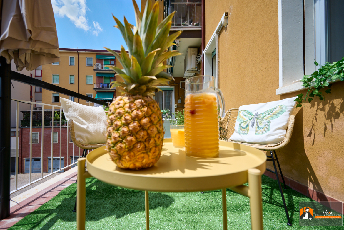 UNA CASA DA SOGNO: UN’ESPLOSIONE DI GIOIA AL SOLE