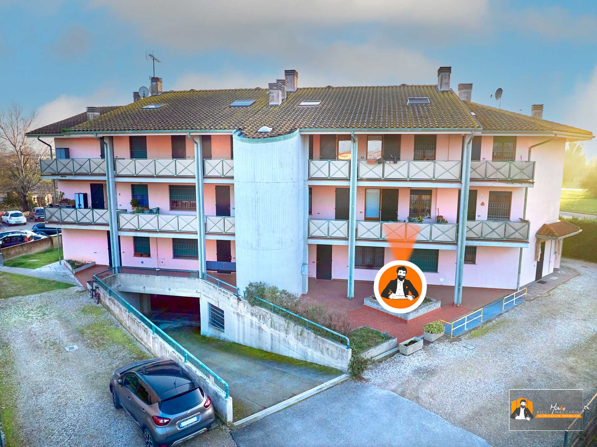 UN FIORE DI CASA