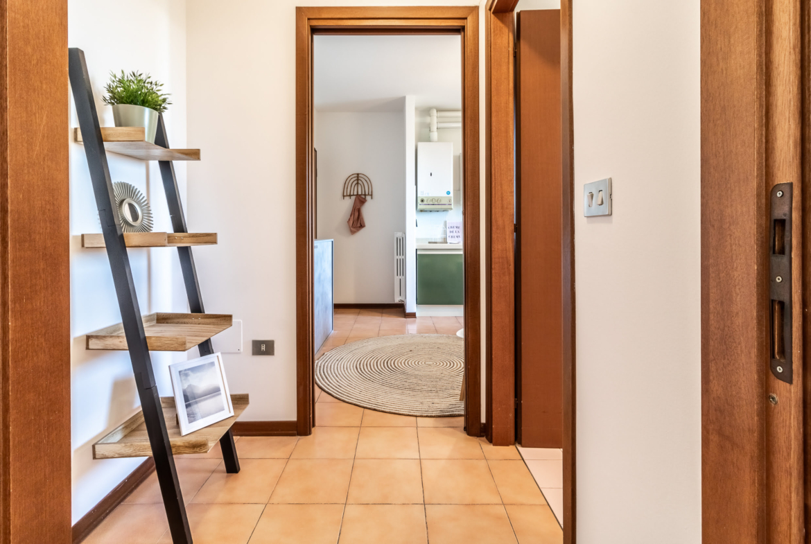 OPPORTUNITÁ UNICA: BILOCALE CON TERRAZZO !