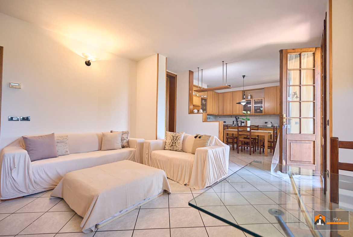 FUNZIONALE, SPAZIOSA ED ELEGANTE CASA A BARICELLA, BOLOGNA