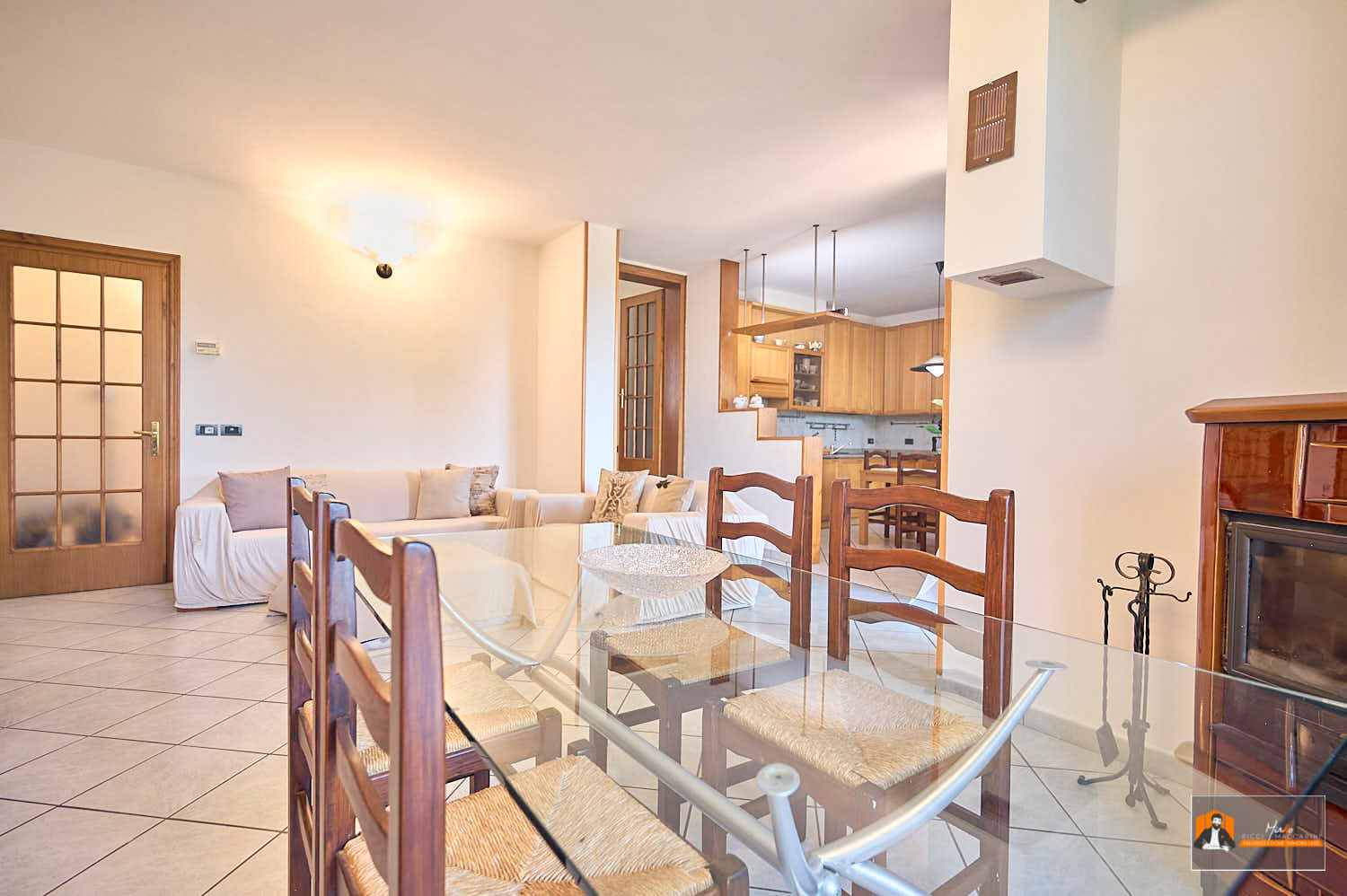 FUNZIONALE, SPAZIOSA ED ELEGANTE CASA A BARICELLA, BOLOGNA