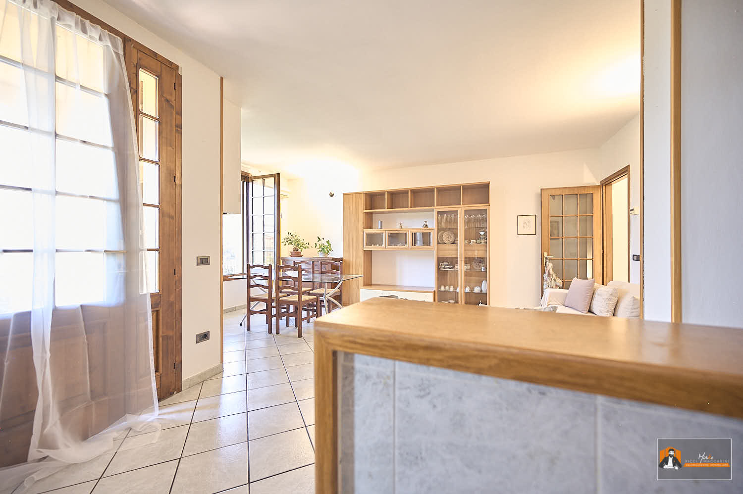 FUNZIONALE, SPAZIOSA ED ELEGANTE CASA A BARICELLA, BOLOGNA