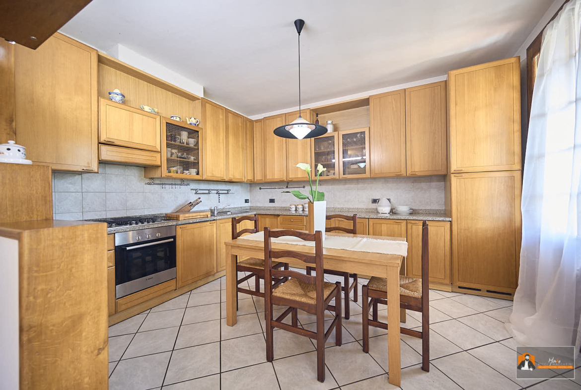 FUNZIONALE, SPAZIOSA ED ELEGANTE CASA A BARICELLA, BOLOGNA