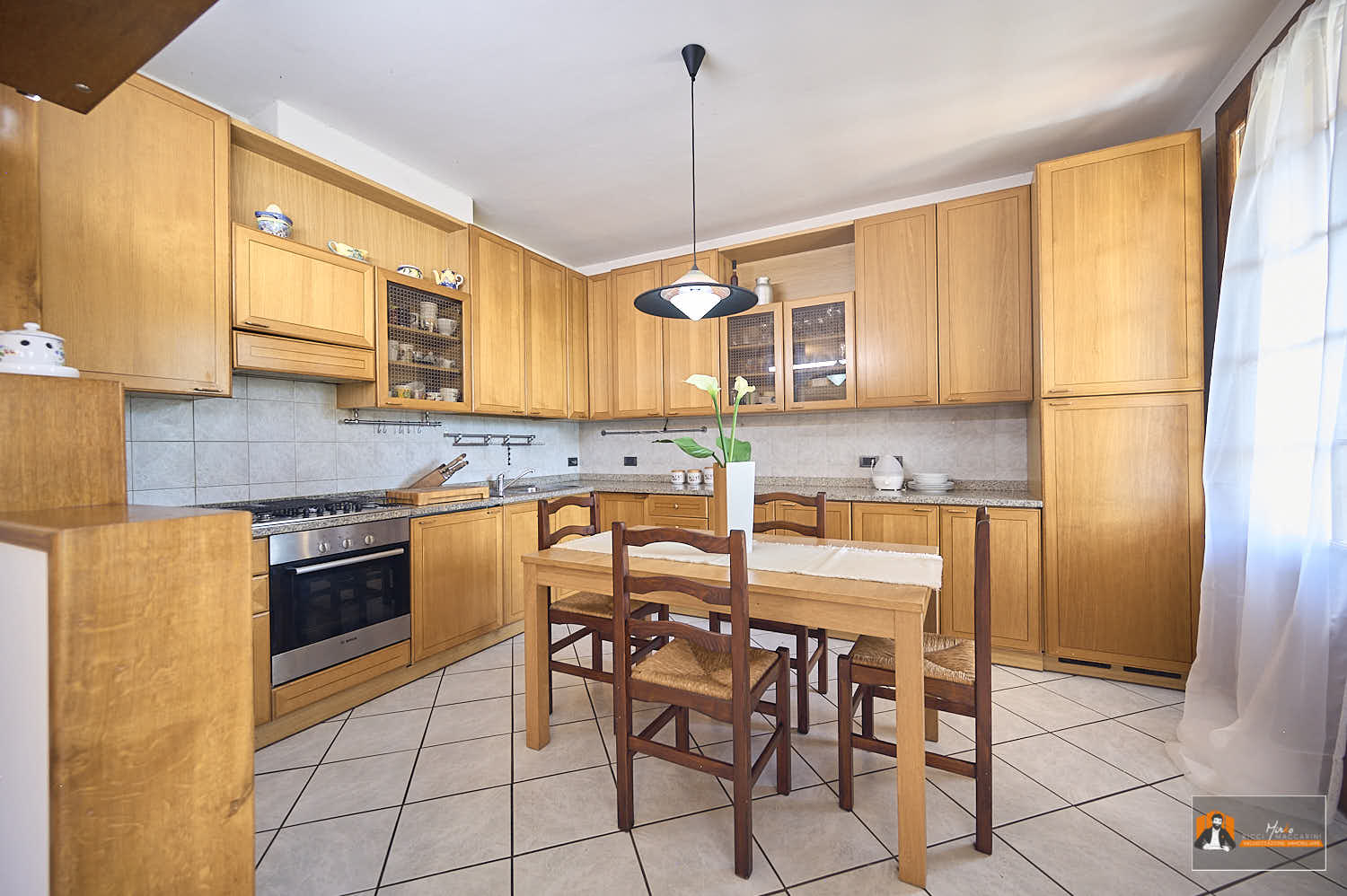 FUNZIONALE, SPAZIOSA ED ELEGANTE CASA A BARICELLA, BOLOGNA