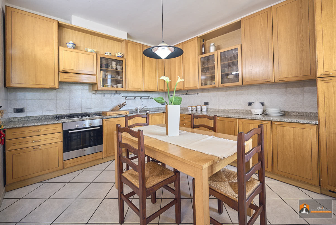 FUNZIONALE, SPAZIOSA ED ELEGANTE CASA A BARICELLA, BOLOGNA