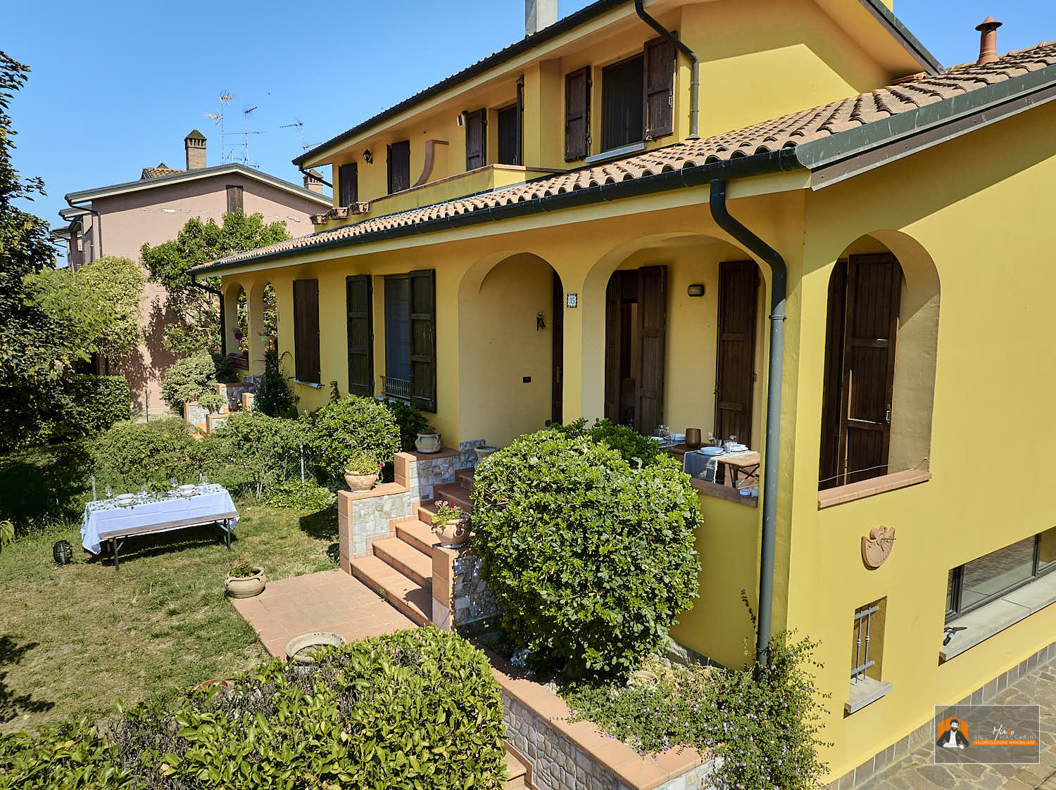 FUNZIONALE, SPAZIOSA ED ELEGANTE CASA A BARICELLA, BOLOGNA
