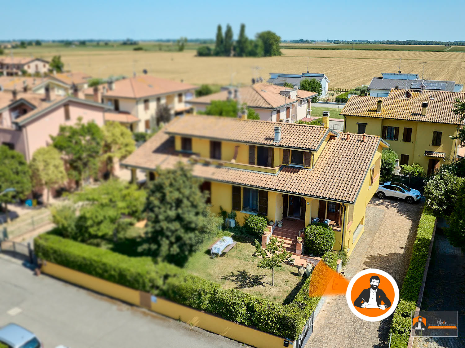 FUNZIONALE, SPAZIOSA ED ELEGANTE CASA A BARICELLA, BOLOGNA