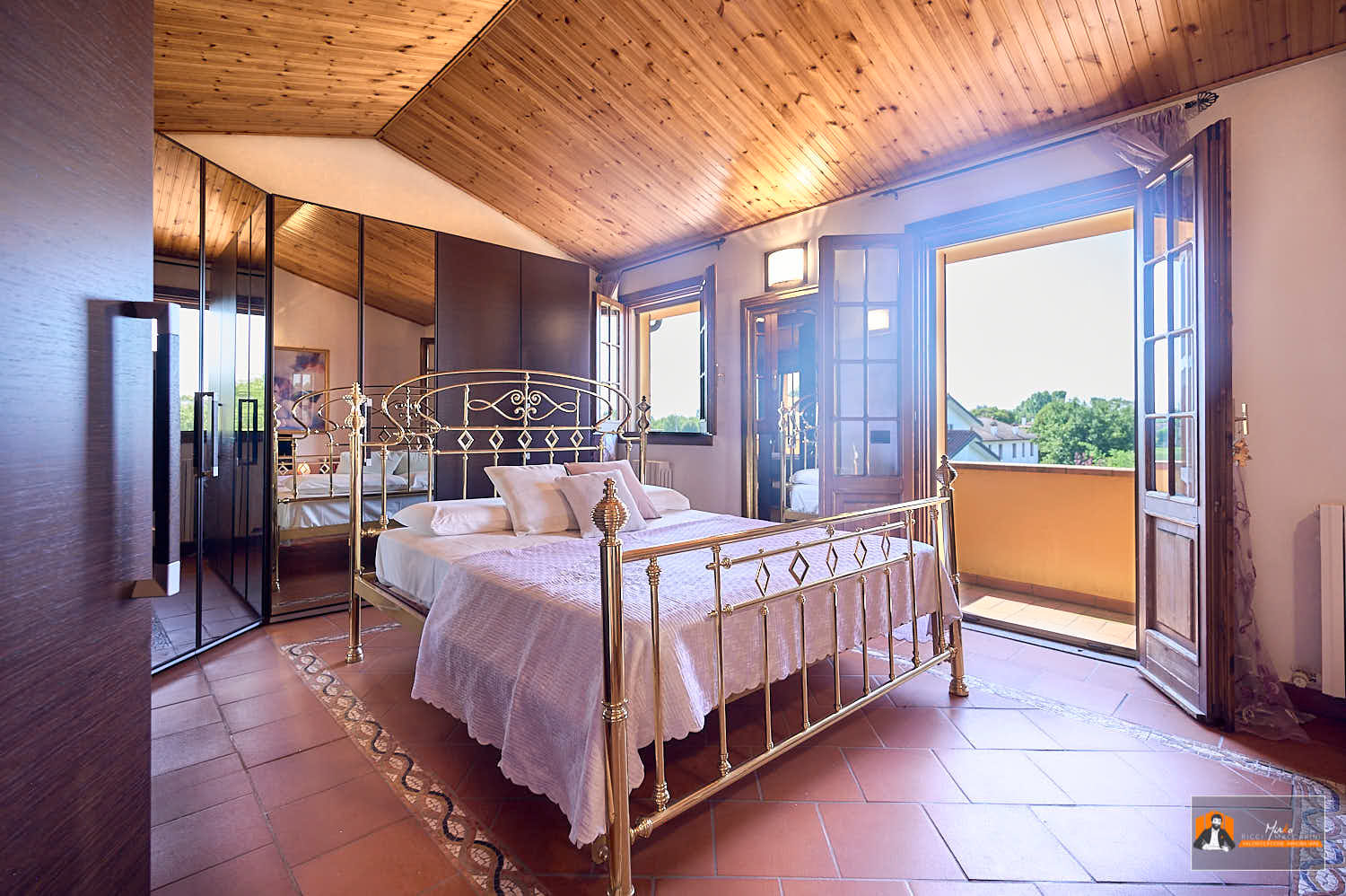 FUNZIONALE, SPAZIOSA ED ELEGANTE CASA A BARICELLA, BOLOGNA