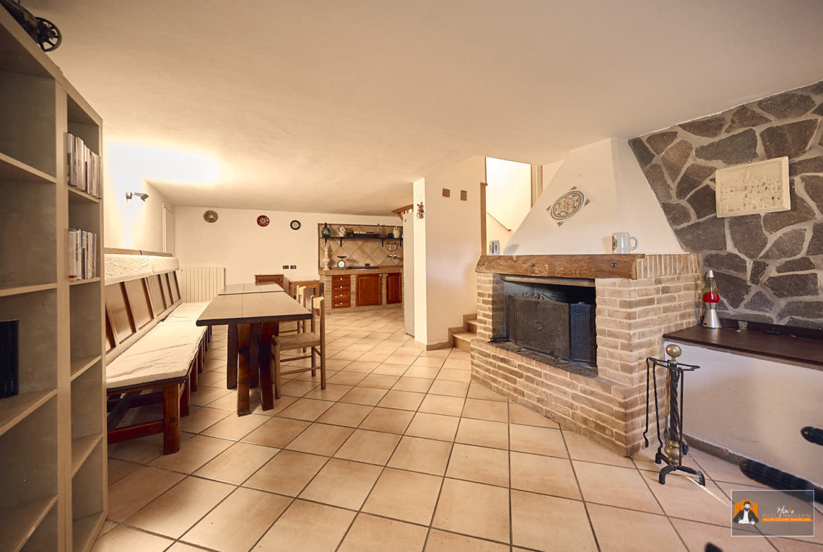 FUNZIONALE, SPAZIOSA ED ELEGANTE CASA A BARICELLA, BOLOGNA