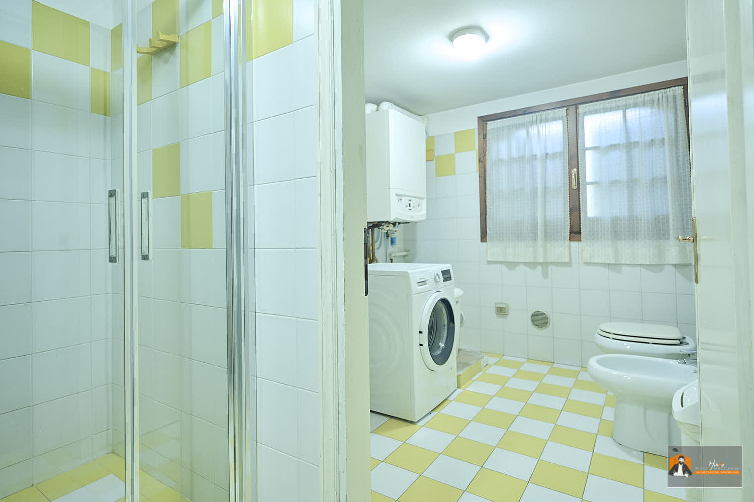 FUNZIONALE, SPAZIOSA ED ELEGANTE CASA A BARICELLA, BOLOGNA
