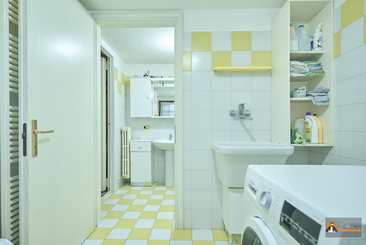 FUNZIONALE, SPAZIOSA ED ELEGANTE CASA A BARICELLA, BOLOGNA