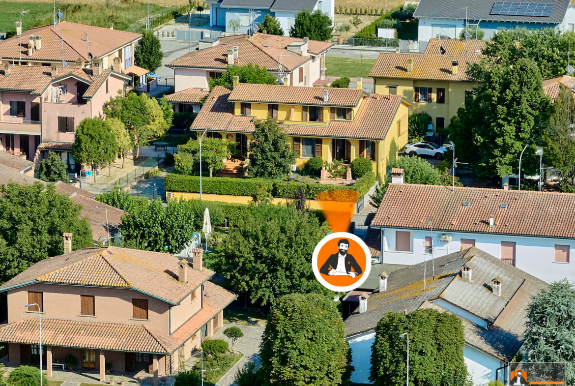 FUNZIONALE, SPAZIOSA ED ELEGANTE CASA A BARICELLA, BOLOGNA