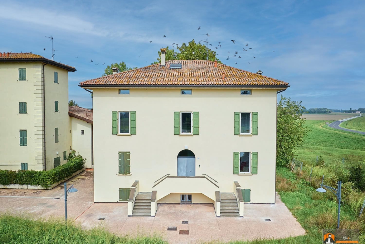 APPARTAMENTO in RUSTICO RISTRUTTURATO | Ad ARGELATO, BOLOGNA