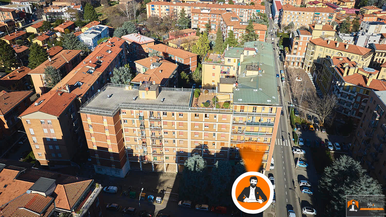 LUMINOSO QUADRILOCALE con TERRAZZO e ASCENSORE | In ZONA STRATEGICA e SERVITA a BOLOGNA