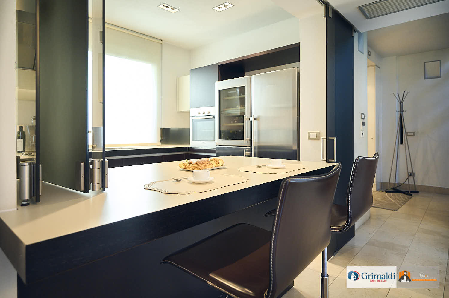 VILLA di DESIGN con PISCINA PANORAMICA e ASCENSORE PRIVATO | LUSSO e PRIVACY a CASALECCHIO di RENO