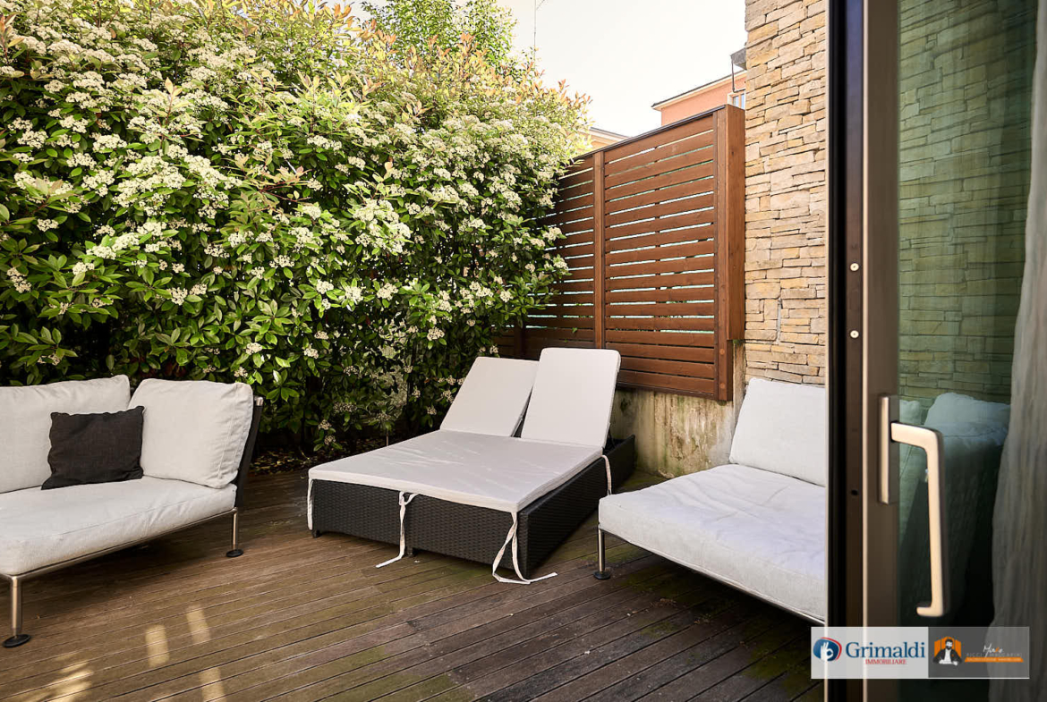 VILLA di DESIGN con PISCINA PANORAMICA e ASCENSORE PRIVATO | LUSSO e PRIVACY a CASALECCHIO di RENO