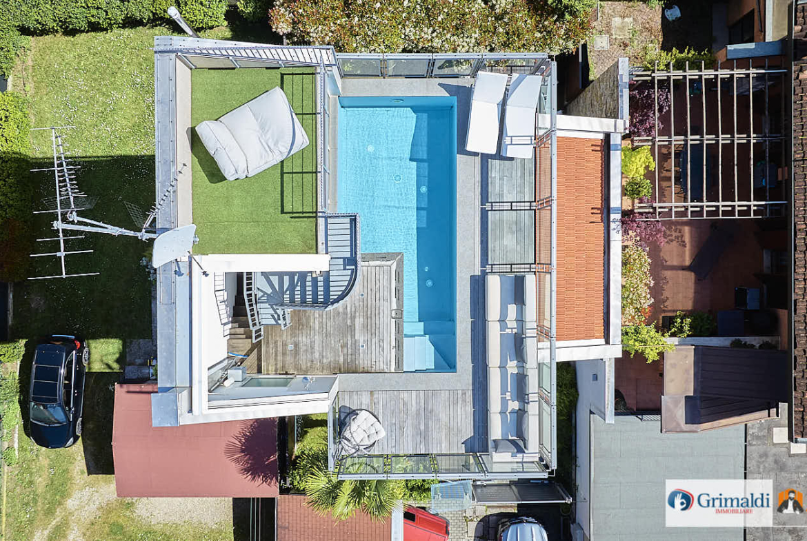 VILLA di DESIGN con PISCINA PANORAMICA e ASCENSORE PRIVATO | LUSSO e PRIVACY a CASALECCHIO di RENO