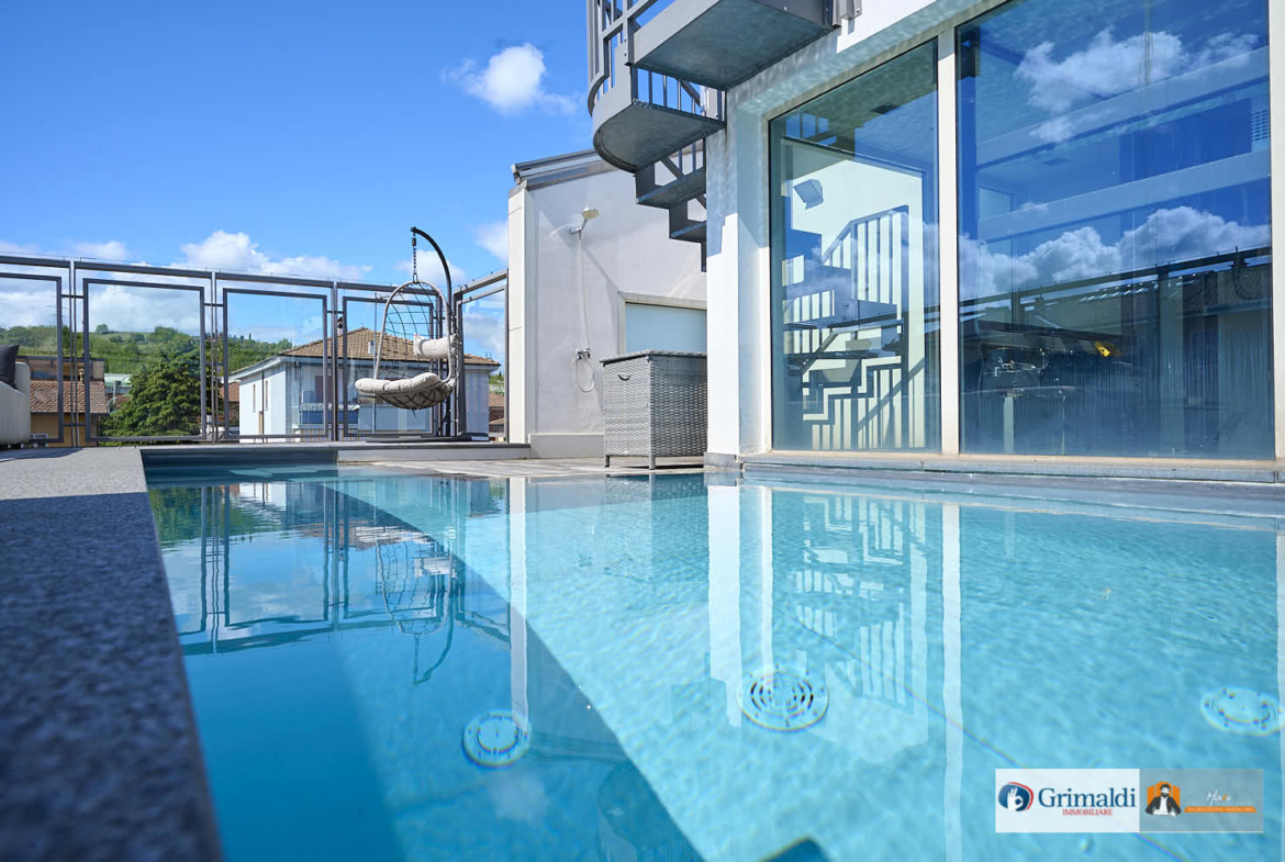 VILLA di DESIGN con PISCINA PANORAMICA e ASCENSORE PRIVATO | LUSSO e PRIVACY a CASALECCHIO di RENO