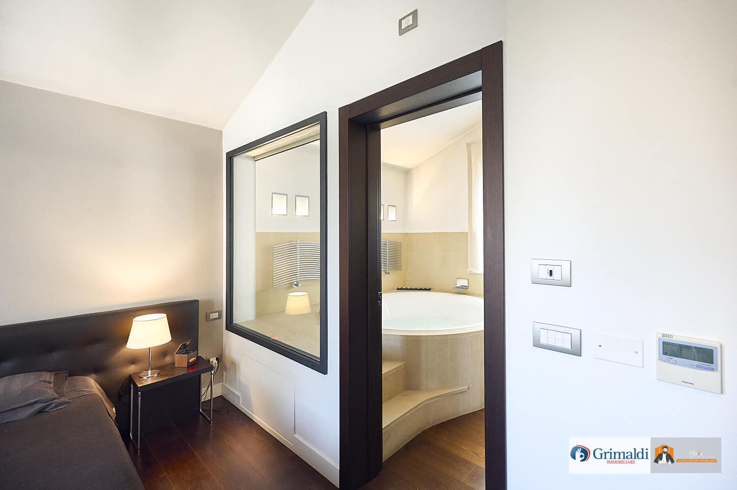 VILLA di DESIGN con PISCINA PANORAMICA e ASCENSORE PRIVATO | LUSSO e PRIVACY a CASALECCHIO di RENO