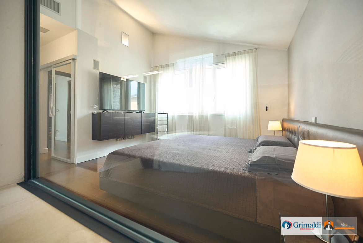 VILLA di DESIGN con PISCINA PANORAMICA e ASCENSORE PRIVATO | LUSSO e PRIVACY a CASALECCHIO di RENO