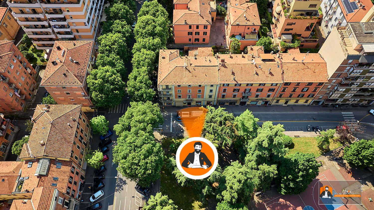 BILOCALE RISTRUTTURATO con DOPPIO INGRESSO | In PIAZZA dell’UNITÀ a BOLOGNA