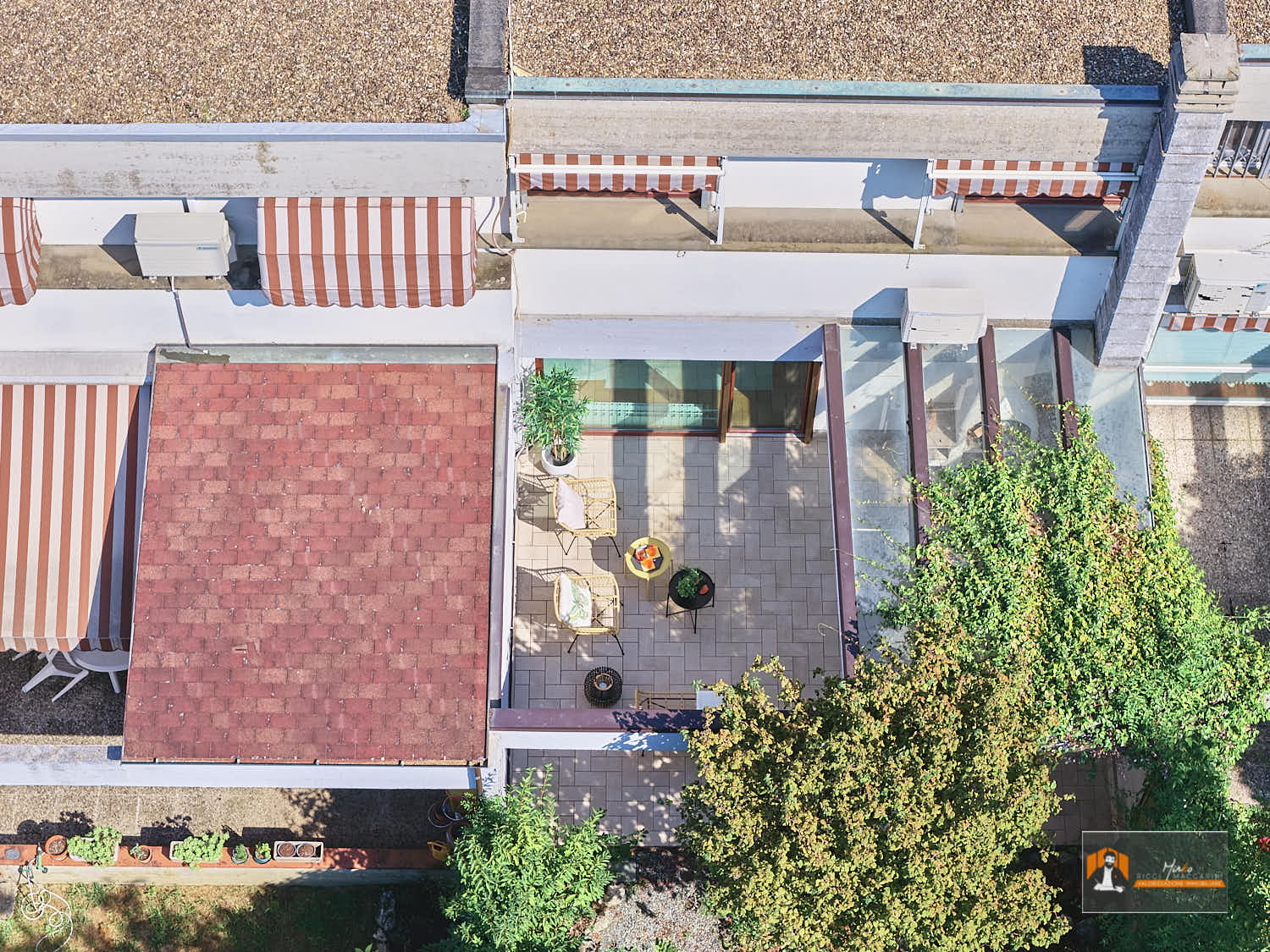 VILLETTA a SCHIERA a RIALE, CASALECCHIO di RENO (BO): 3 CAMERE, 3 BAGNI e GIARDINO ESCLUSIVO