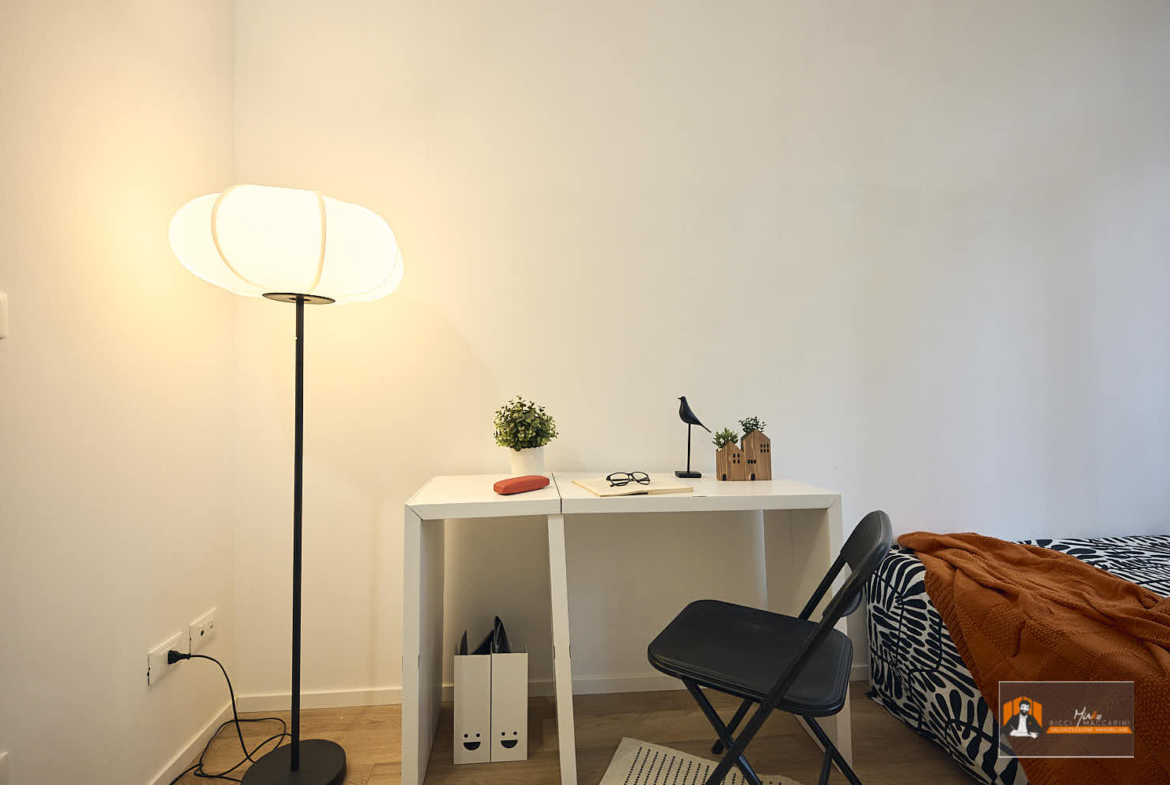CASA LUCE – APPARTAMENTO RISTRUTTURATO in VENDITA | 2 CAMERE, 2 BAGNI, CABINA ARMADIO e POSTO AUTO |  In VIA ABRUZZO a BOLOGNA