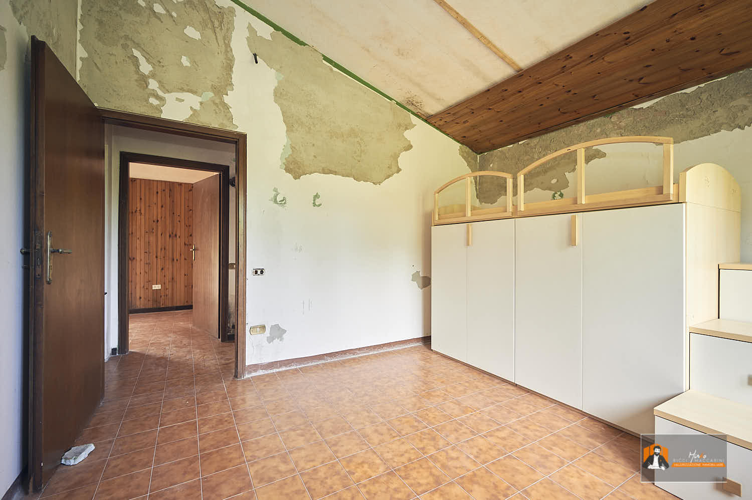 34 -Seconda camera matrimoniale – Villa – casa – monofamiliare – vendita – Firenzuola – passo della Raticosa – Bologna – Firenze CASA INDIPENDENTE con TERRENO di 12.500 mq a MONTALBANO CAVRENNO (FI)