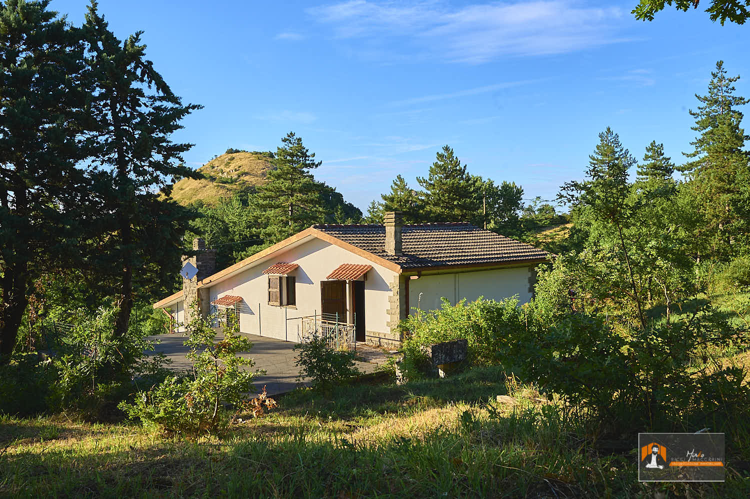 39 – Terrazza – Villa – casa – monofamiliare – vendita – Firenzuola – passo della Raticosa – Bologna – Firenze CASA INDIPENDENTE con TERRENO di 12.500 mq a MONTALBANO CAVRENNO (FI)
