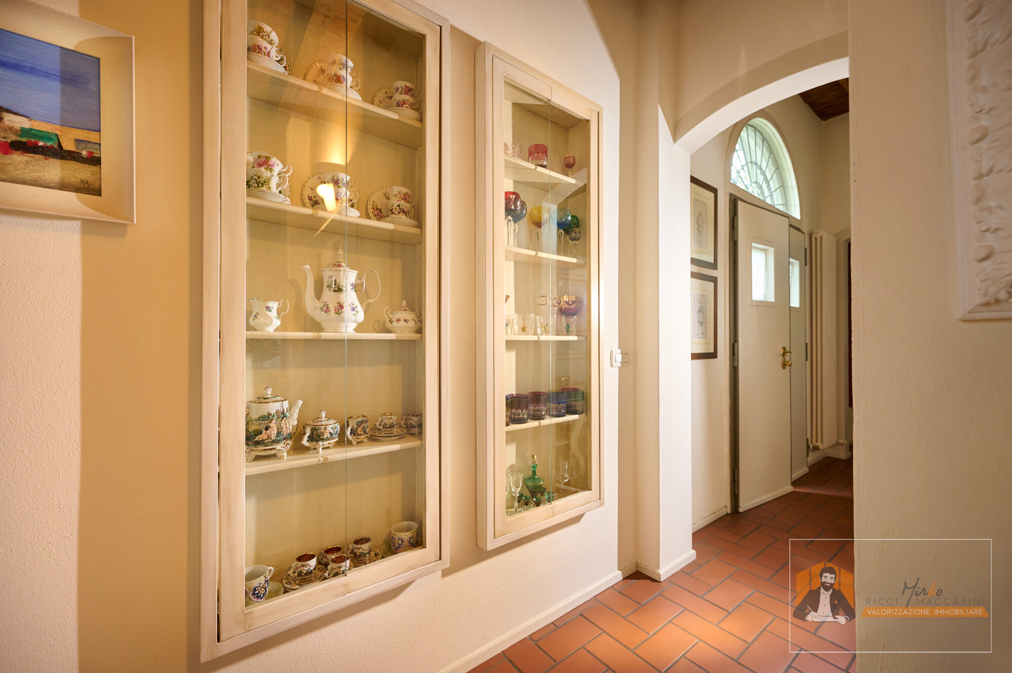VILLA SINGOLA RISTRUTTURATA | 700 mq di GIARDINO, PATIO e CANTINA | FIESSO di CASTENASO