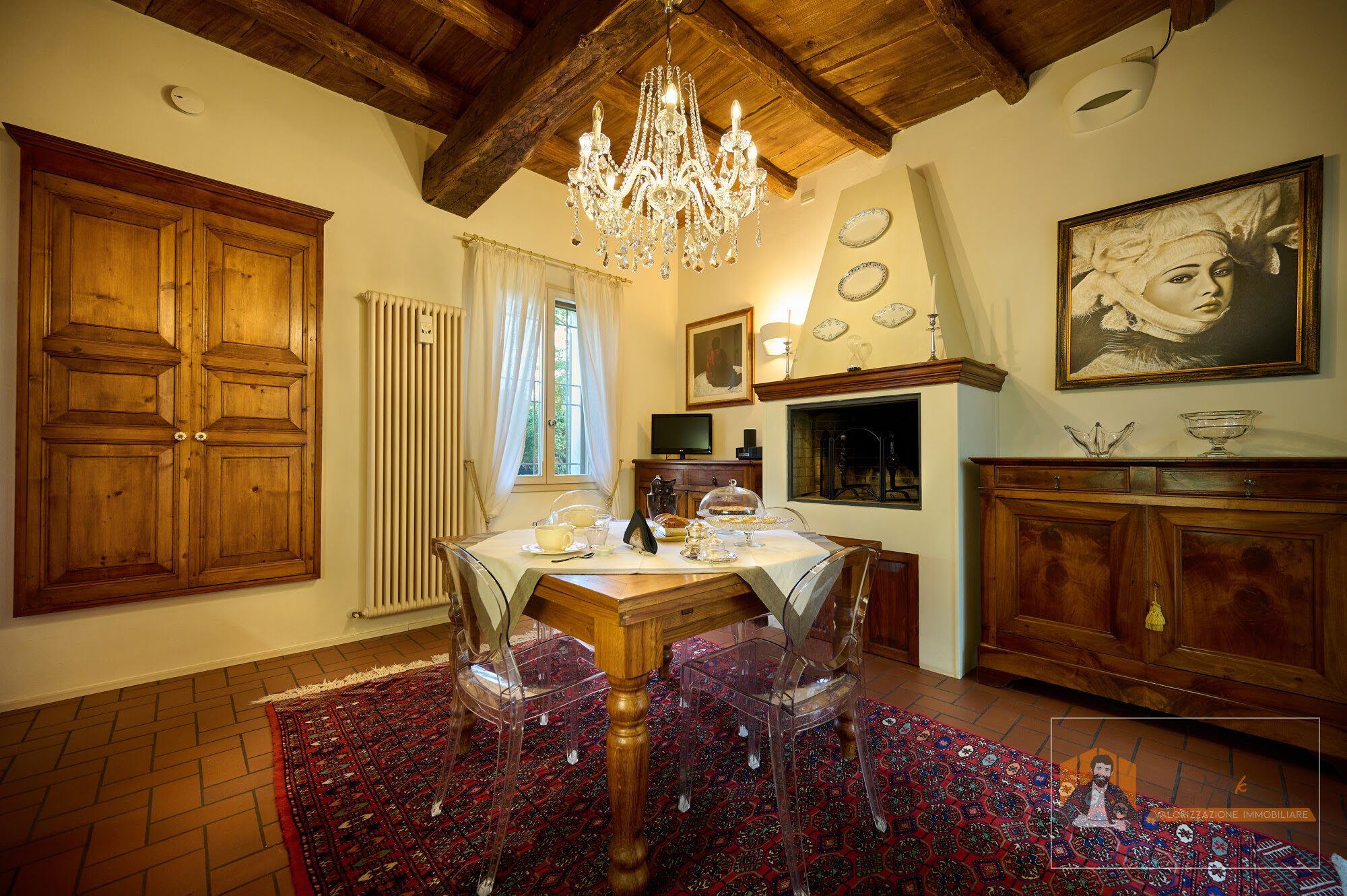 VILLA SINGOLA RISTRUTTURATA | 700 mq di GIARDINO, PATIO e CANTINA | FIESSO di CASTENASO