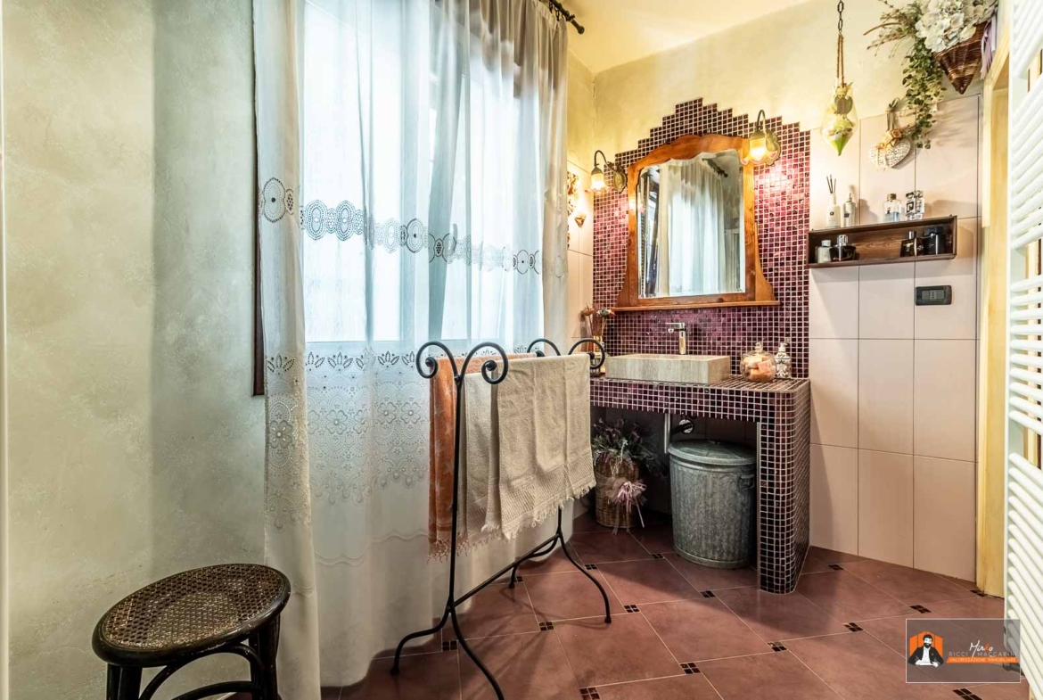 PORZIONE di VILLA in VENDITA con GIARDINO PRIVATO | MAGIONE, CASTEL SAN PIETRO TERME