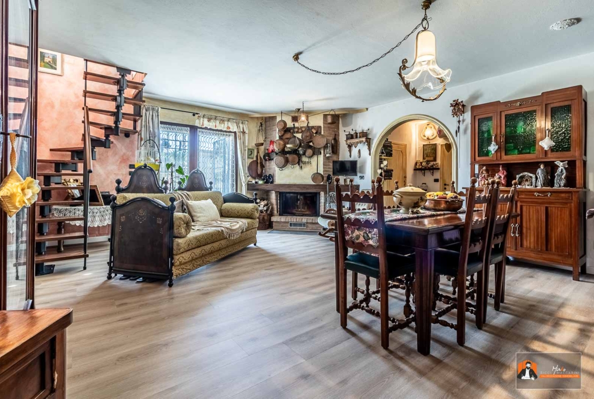 PORZIONE di VILLA in VENDITA con GIARDINO PRIVATO | MAGIONE, CASTEL SAN PIETRO TERME