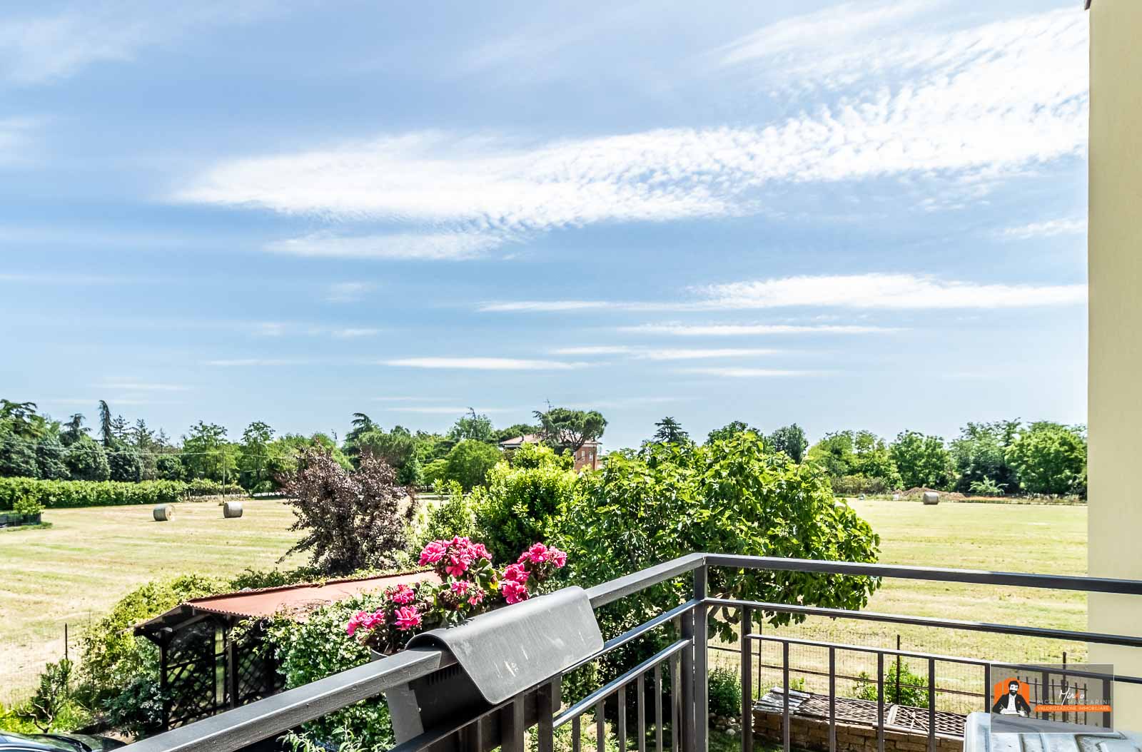 PORZIONE di VILLA in VENDITA con GIARDINO PRIVATO | MAGIONE, CASTEL SAN PIETRO TERME