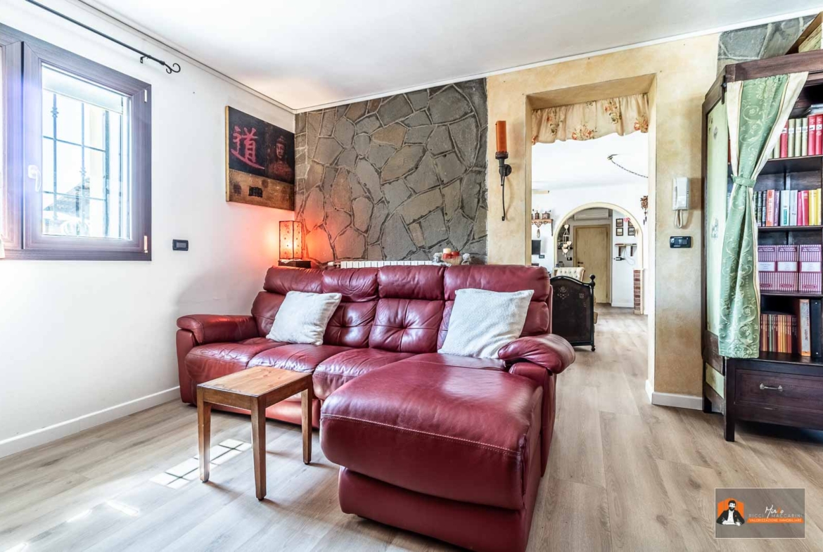 PORZIONE di VILLA in VENDITA con GIARDINO PRIVATO | MAGIONE, CASTEL SAN PIETRO TERME