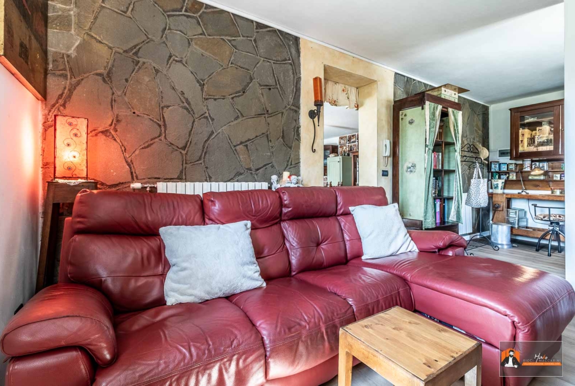 PORZIONE di VILLA in VENDITA con GIARDINO PRIVATO | MAGIONE, CASTEL SAN PIETRO TERME