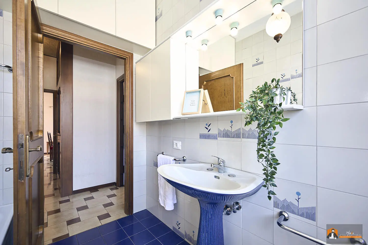 VILLA/CASA INDIPENDENTE in VENDITA a SAN GABRIELE DI BARICELLA | GIARDINO PRIVATO di 850MQ e PISCINA