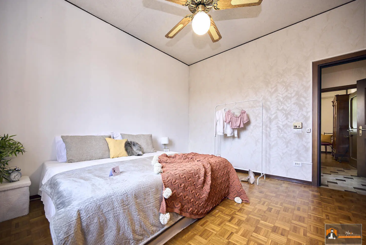 VILLA/CASA INDIPENDENTE in VENDITA a SAN GABRIELE DI BARICELLA | GIARDINO PRIVATO di 850MQ e PISCINA