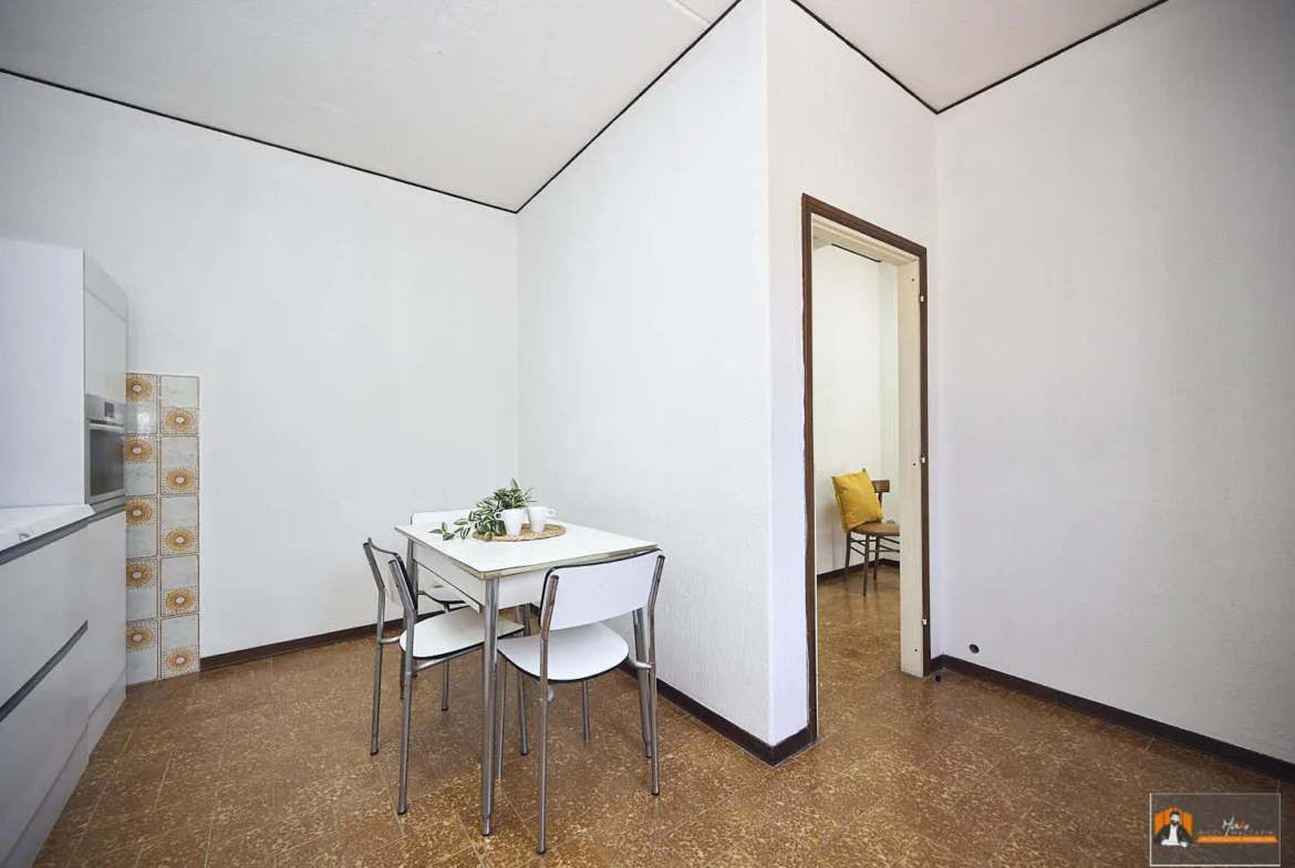VILLA/CASA INDIPENDENTE in VENDITA a SAN GABRIELE DI BARICELLA | GIARDINO PRIVATO di 850MQ e PISCINA