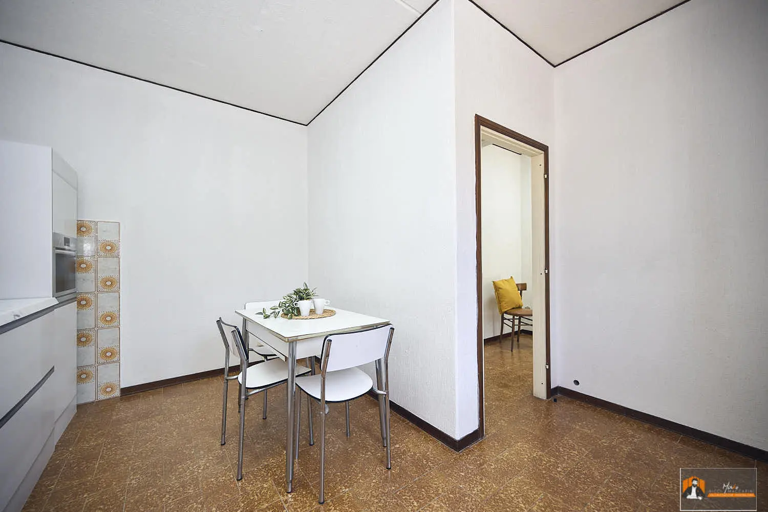 VILLA/CASA INDIPENDENTE in VENDITA a SAN GABRIELE DI BARICELLA | GIARDINO PRIVATO di 850MQ e PISCINA